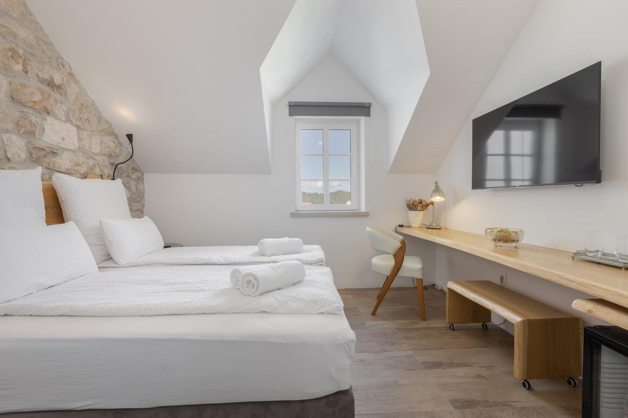 New - Casa Columba - 4 Star Design Boutique Hotel With Outdoor Pool & Private Garden (Adults Only) 马卡尔斯卡 外观 照片