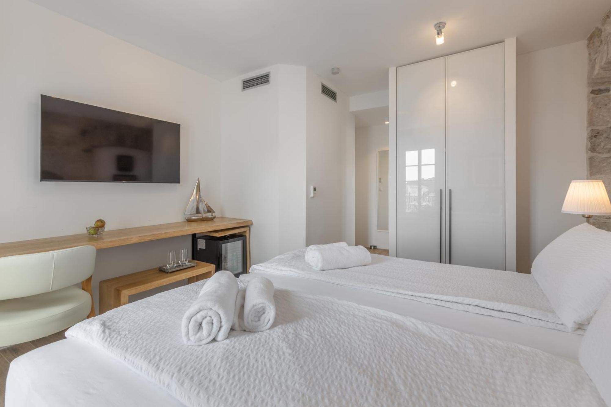New - Casa Columba - 4 Star Design Boutique Hotel With Outdoor Pool & Private Garden (Adults Only) 马卡尔斯卡 外观 照片