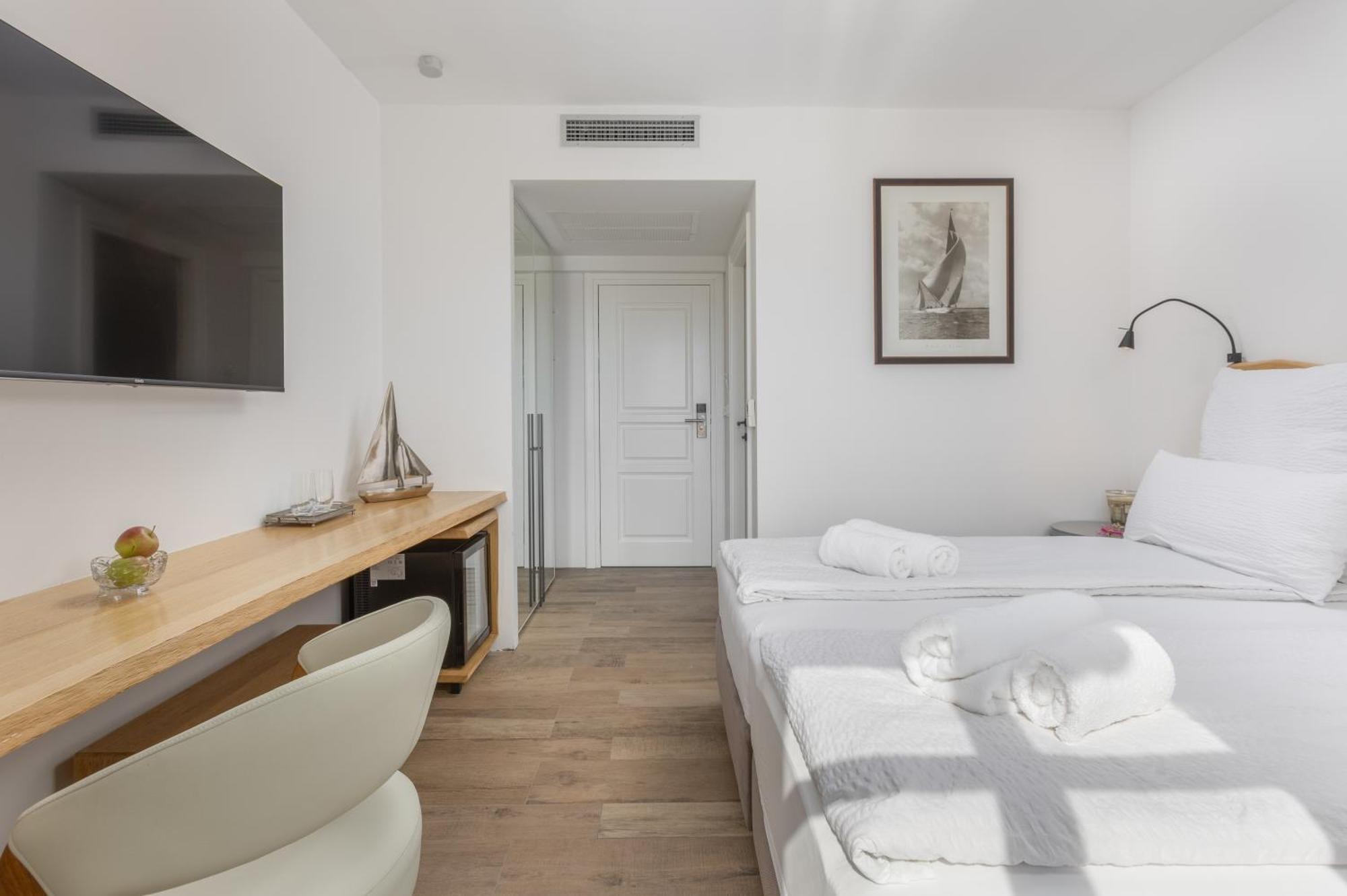 New - Casa Columba - 4 Star Design Boutique Hotel With Outdoor Pool & Private Garden (Adults Only) 马卡尔斯卡 外观 照片