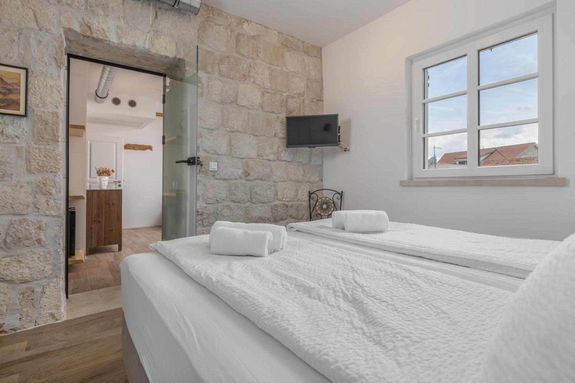 New - Casa Columba - 4 Star Design Boutique Hotel With Outdoor Pool & Private Garden (Adults Only) 马卡尔斯卡 外观 照片