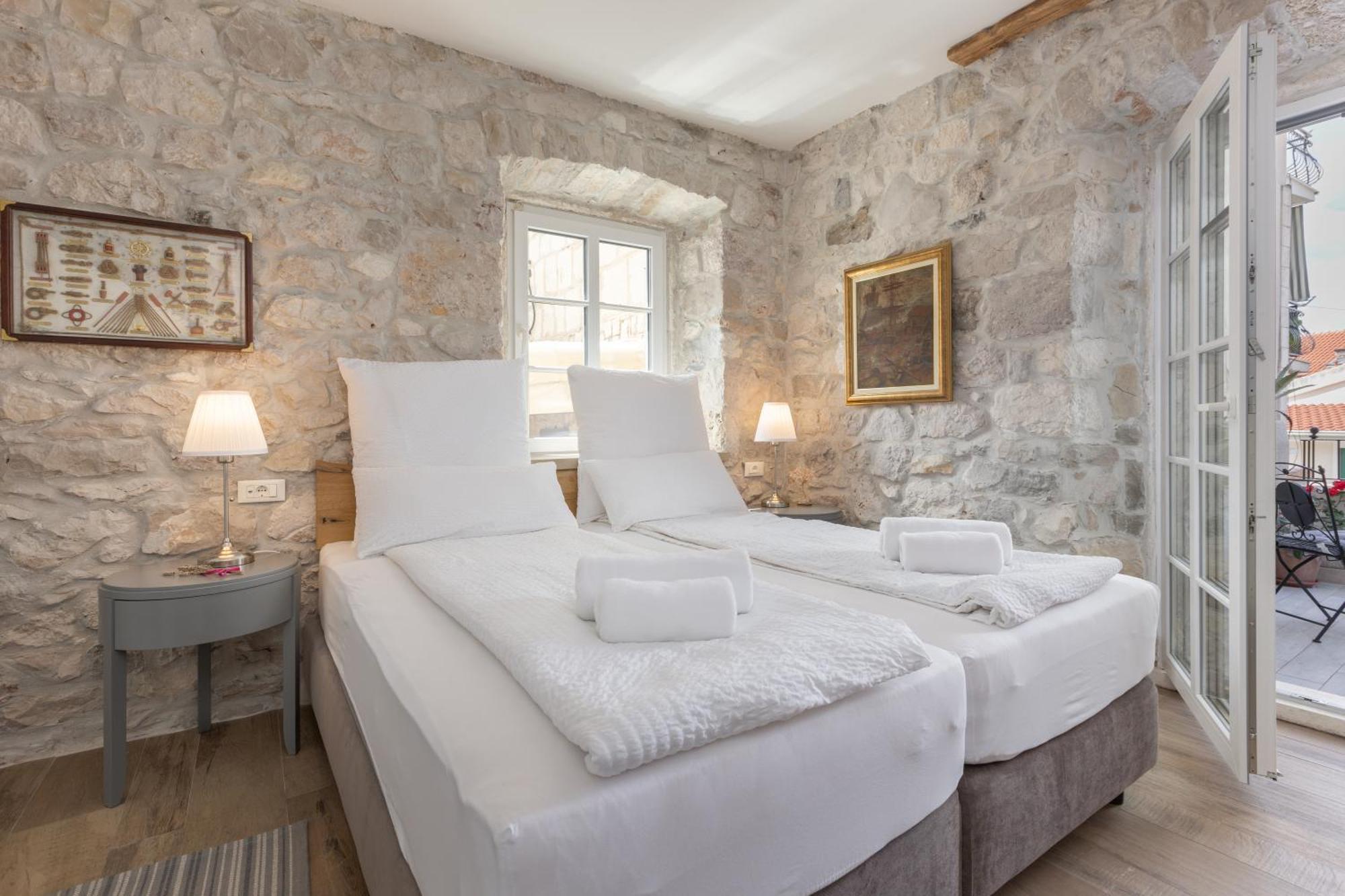 New - Casa Columba - 4 Star Design Boutique Hotel With Outdoor Pool & Private Garden (Adults Only) 马卡尔斯卡 外观 照片